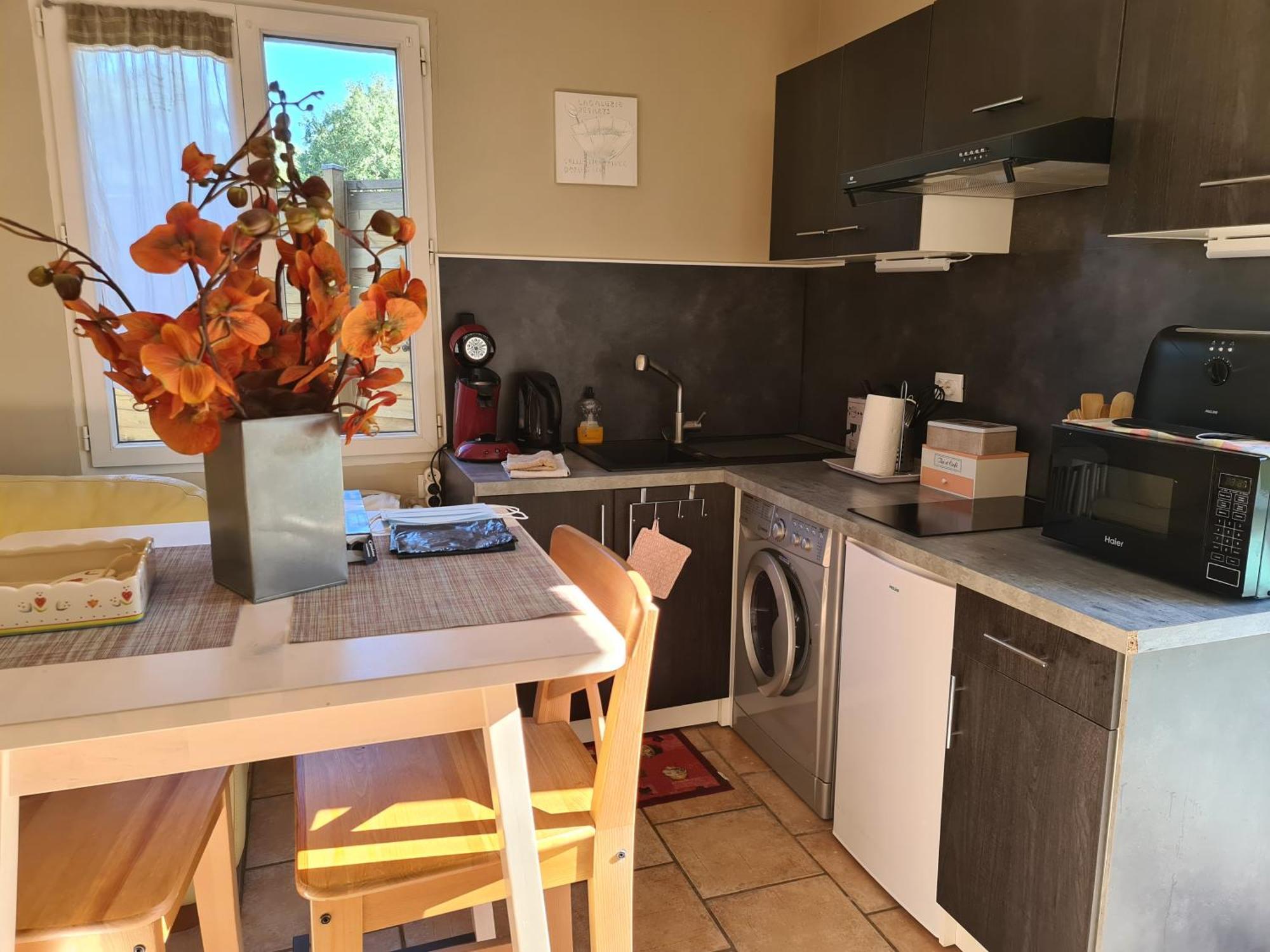 Appartements Dans Villa Privee Avec Piscine, Jardin, Parking Clos, Wifi, Climatisation Meyreuil Zewnętrze zdjęcie