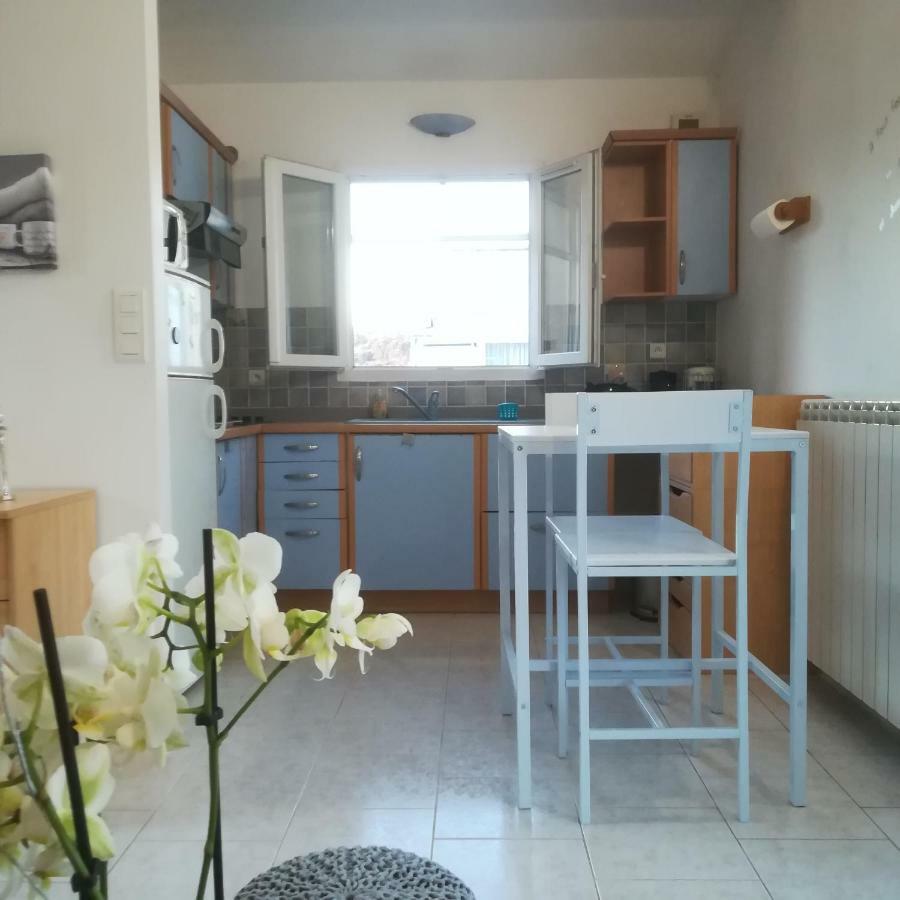 Appartements Dans Villa Privee Avec Piscine, Jardin, Parking Clos, Wifi, Climatisation Meyreuil Zewnętrze zdjęcie